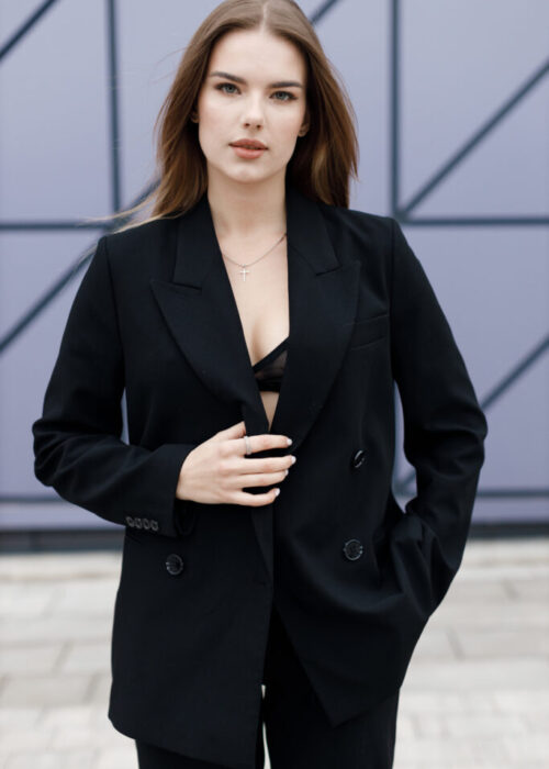 📣 Emma Johnson Social Media Manager